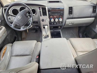 Zdjęcie 8 z 13 samochodu: 2007 TOYOTA TUNDRA LIMITED VIN:5TFBV58167X019884 - miniatura