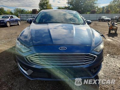 Piąte zdjęcie samochodu w środku: 2018 FORD FUSION SE VIN:3FA6P0HD2JR144038 - miniatura