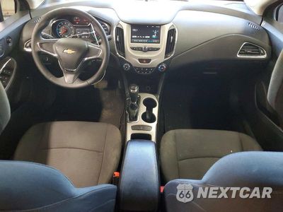 Zdjęcie 8 z 12 samochodu: 2017 CHEVROLET CRUZE LS VIN:1G1BC5SM5H7183758 - miniatura