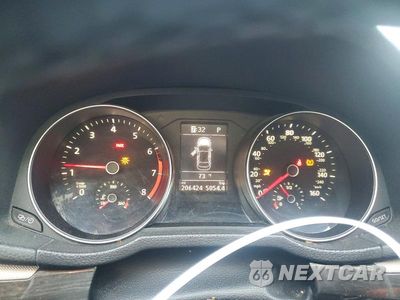 Zdjęcie 9 z 13 samochodu: 2016 VOLKSWAGEN PASSAT SE VIN:1VWBT7A39GC031030 - miniatura