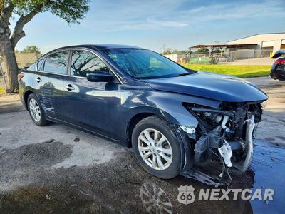 Czwarte zdjęcie samochodu z boku: 2014 NISSAN ALTIMA 2.5 S VIN:1N4AL3AP4EC403399 - miniatura