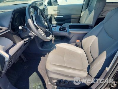 Zdjęcie 7 z 13 samochodu: 2022 TOYOTA SIENNA XLE VIN:5TDYRKEC4NS131900 - miniatura