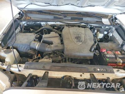Zdjęcie 11 z 12 samochodu: 2018 TOYOTA TACOMA SR V6 VIN:3TMCZ5AN9JM135695 - miniatura