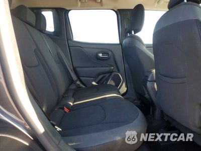Zdjęcie 10 z 12 samochodu: 2020 JEEP RENEGADE LATITUDE VIN:ZACNJBBB2LPM00456 - miniatura
