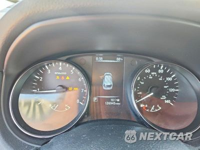 Zdjęcie 9 z 12 samochodu: 2017 NISSAN ROGUE SL VIN:5N1AT2MTXHC832544 - miniatura