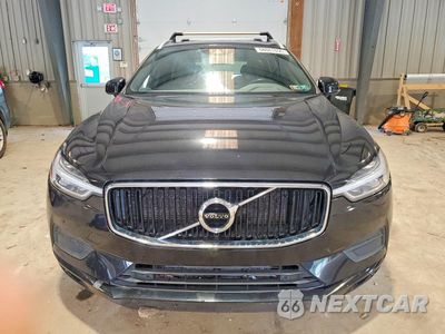 Piąte zdjęcie samochodu w środku: 2018 VOLVO XC60 T6 VIN:LYVA22RK3JB073107 - miniatura