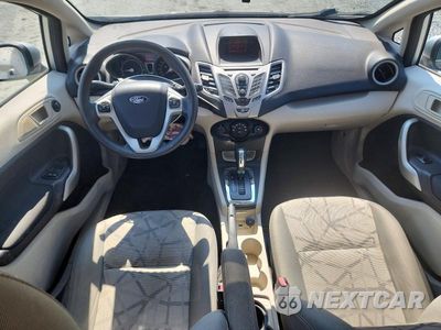 Zdjęcie 8 z 12 samochodu: 2013 FORD FIESTA SE VIN:3FADP4BJ1DM175022 - miniatura