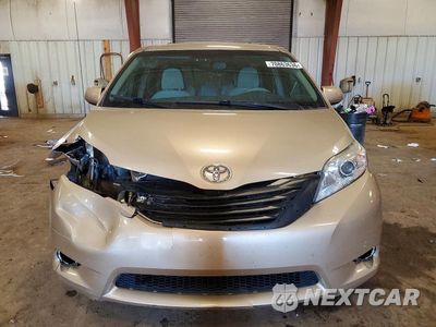 Piąte zdjęcie samochodu w środku: 2011 TOYOTA SIENNA LE VIN:5TDKK3DC9BS027805 - miniatura
