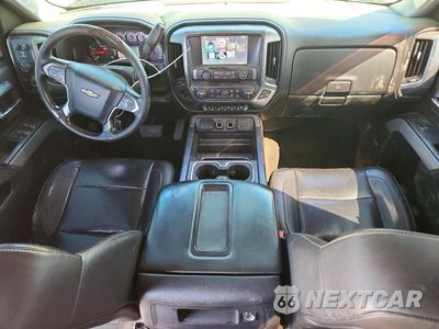 Zdjęcie 8 z 13 samochodu: 2015 CHEVROLET SILVERADO K3500 LTZ VIN:1GC4K0E80FF165000 - miniatura