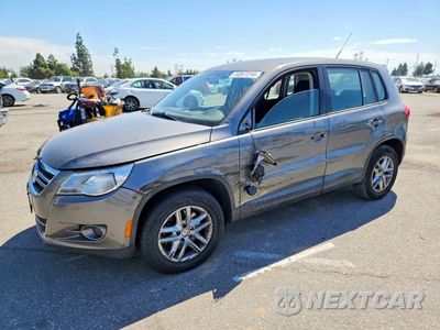 2011 VOLKSWAGEN TIGUAN S WVGAV7AX3BW525141 - główne zdjęcie licytacji z USA - miniatura