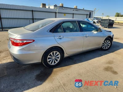 Trzecie zdjęcie samochodu z tyłu: 2016 TOYOTA CAMRY LE VIN:4T1BF1FK3GU536607 - miniatura