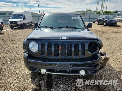 Piąte zdjęcie samochodu w środku: 2016 JEEP PATRIOT LATITUDE VIN:1C4NJPFA9GD519269 - miniatura