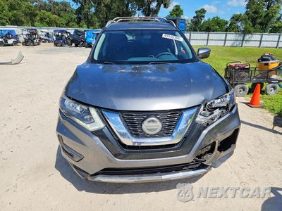 Piąte zdjęcie samochodu w środku: 2018 NISSAN ROGUE SV VIN:JN8AT2MT7JW457547 - miniatura