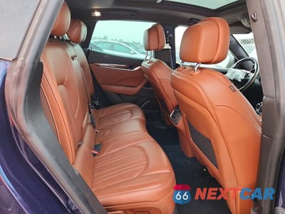Zdjęcie 11 z 13 samochodu: 2018 MASERATI LEVANTE LUXURY VIN:ZN661XUL6JX272919 - miniatura