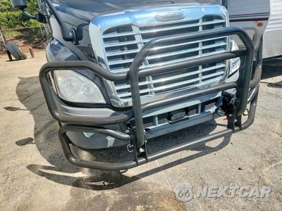Zdjęcie 14 z 14 samochodu: 2014 FREIGHTLINER CASCADIA 125 VIN:1FUJGLD53ELFK3649 - miniatura