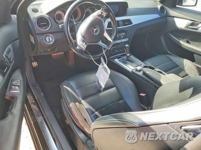 Zdjęcie 8 z 12 samochodu: 2013 MERCEDES-BENZ C 250 VIN:WDDGJ4HBXDG069127 - miniatura
