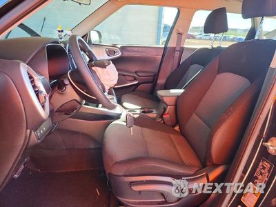 Zdjęcie 7 z 13 samochodu: 2025 KIA SOUL LX VIN:KNDJ23AU2S7944054 - miniatura