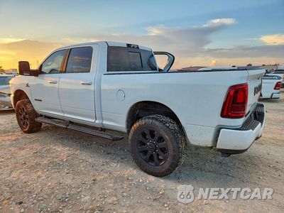 Drugie zdjęcie samochodu z przodu: 2025 RAM 2500 LARAMIE VIN:3C6UR5FL8SG513007 - miniatura