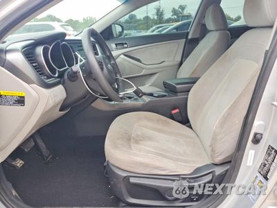 Zdjęcie 7 z 12 samochodu: 2015 KIA OPTIMA LX VIN:5XXGM4A74FG438002 - miniatura