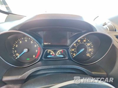 Zdjęcie 9 z 13 samochodu: 2019 FORD ESCAPE SE VIN:1FMCU9GD7KUB31478 - miniatura