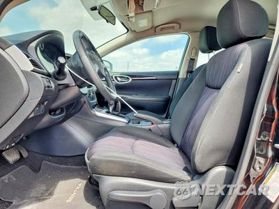 Zdjęcie 7 z 12 samochodu: 2019 NISSAN SENTRA SV VIN:3N1AB7AP1KY383462 - miniatura
