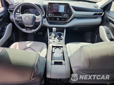 Zdjęcie 8 z 13 samochodu: 2020 TOYOTA HIGHLANDER XLE VIN:5TDHZRBH2LS023832 - miniatura