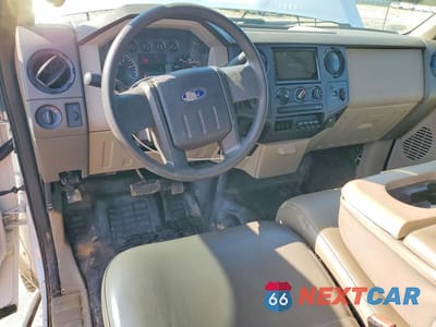Zdjęcie 8 z 12 samochodu: 2009 FORD F350 SUPER DUTY VIN:1FTWX31R79EA92826 - miniatura