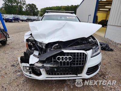 Piąte zdjęcie samochodu w środku: 2016 AUDI Q5 PREMIUM PLUS VIN:WA1L2AFP5GA036945 - miniatura