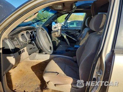Zdjęcie 7 z 13 samochodu: 2005 TOYOTA 4RUNNER SR5 VIN:JTEBU14R958042974 - miniatura