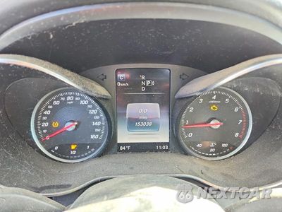 Zdjęcie 9 z 12 samochodu: 2015 MERCEDES-BENZ C 300 4MATIC VIN:55SWF4KB2FU013307 - miniatura