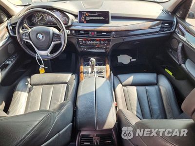 Zdjęcie 8 z 13 samochodu: 2015 BMW X5 XDRIVE50I VIN:5UXKR6C58F0J78027 - miniatura