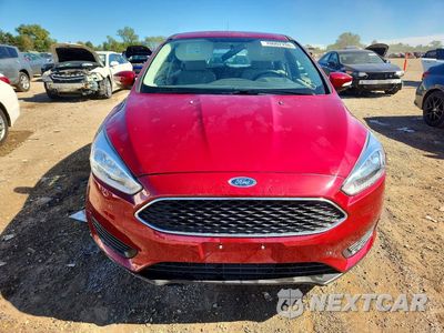 Piąte zdjęcie samochodu w środku: 2017 FORD FOCUS SE VIN:1FADP3K2XHL232375 - miniatura