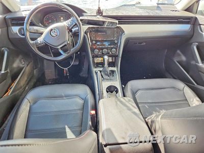 Zdjęcie 8 z 12 samochodu: 2020 VOLKSWAGEN PASSAT SE VIN:1VWSA7A37LC017594 - miniatura