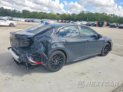 Trzecie zdjęcie samochodu z tyłu: 2026 TOYOTA CAMRY XSE VIN:4T1DAACK1TU781086 - miniatura