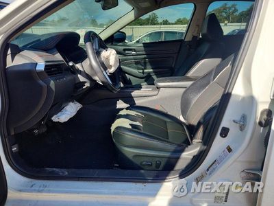 Zdjęcie 7 z 12 samochodu: 2019 NISSAN ALTIMA SR VIN:1N4BL4CV7KC130265 - miniatura