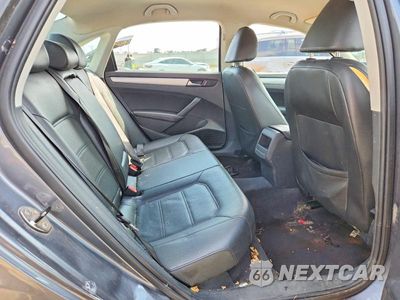 Zdjęcie 11 z 13 samochodu: 2012 VOLKSWAGEN PASSAT SE VIN:1VWBH7A37CC036397 - miniatura