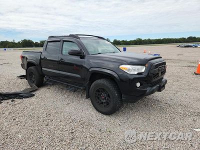 Czwarte zdjęcie samochodu z boku: 2022 TOYOTA TACOMA SR V6 VIN:3TYCZ5AN5NT071763 - miniatura