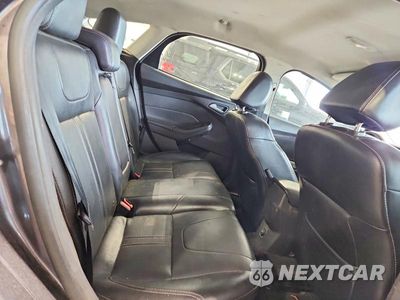 Zdjęcie 10 z 12 samochodu: 2014 FORD FOCUS SE VIN:1FADP3K27EL253101 - miniatura