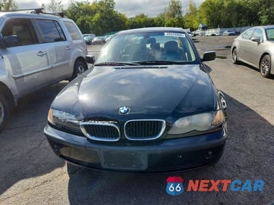 Piąte zdjęcie samochodu w środku: 2005 BMW 3 SERIES XI VIN:WBAEU33435PR15155 - miniatura