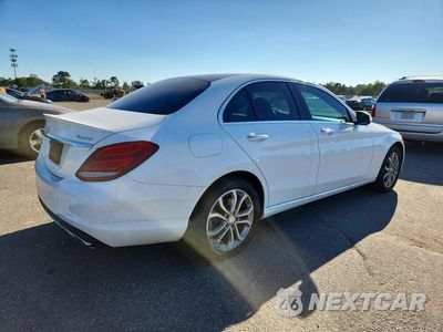 Trzecie zdjęcie samochodu z tyłu: 2015 MERCEDES-BENZ C 300 4MATIC VIN:55SWF4KB4FU067854 - miniatura