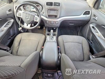 Zdjęcie 8 z 14 samochodu: 2020 DODGE JOURNEY SE VIN:3C4PDCAB8LT274073 - miniatura