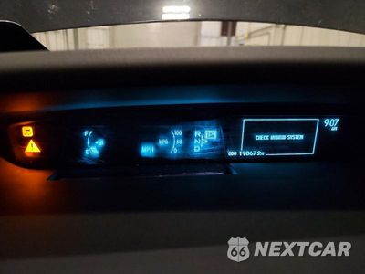 Zdjęcie 9 z 12 samochodu: 2011 TOYOTA PRIUS TWO VIN:JTDKN3DU0B5369312 - miniatura