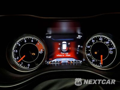 Zdjęcie 9 z 14 samochodu: 2019 JEEP CHEROKEE LIMITED VIN:1C4PJMDXXKD409242 - miniatura
