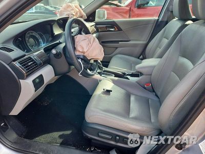 Zdjęcie 7 z 13 samochodu: 2017 HONDA ACCORD EXL VIN:1HGCR2F82HA045301 - miniatura