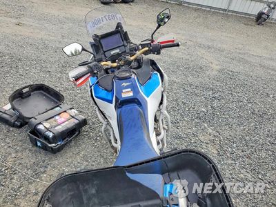 Zdjęcie 6 z 10 samochodu: 2020 HONDA CRF1100 A4 VIN:JH2SD1022LK000179 - miniatura