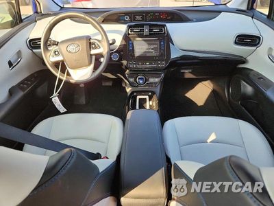 Zdjęcie 8 z 13 samochodu: 2016 TOYOTA PRIUS THREE TOURING VIN:JTDKARFU7G3503991 - miniatura