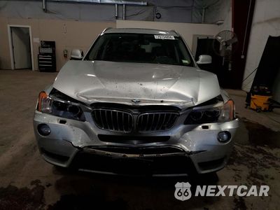 Piąte zdjęcie samochodu w środku: 2011 BMW X3 XDRIVE35I VIN:5UXWX7C50BL732263 - miniatura