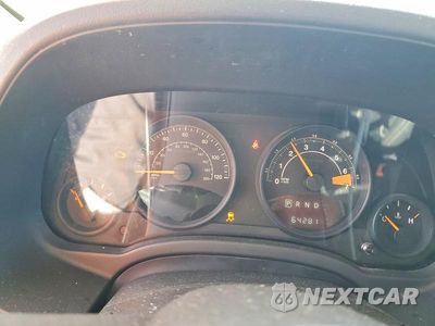 Zdjęcie 9 z 13 samochodu: 2015 JEEP PATRIOT LATITUDE VIN:1C4NJPFAXFD401035 - miniatura