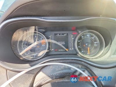 Zdjęcie 9 z 13 samochodu: 2019 JEEP CHEROKEE LATITUDE PLUS VIN:1C4PJLLB4KD370745 - miniatura