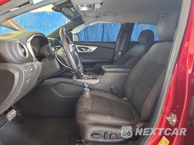 Zdjęcie 7 z 13 samochodu: 2019 CHEVROLET BLAZER 2LT VIN:3GNKBGRS7KS684824 - miniatura